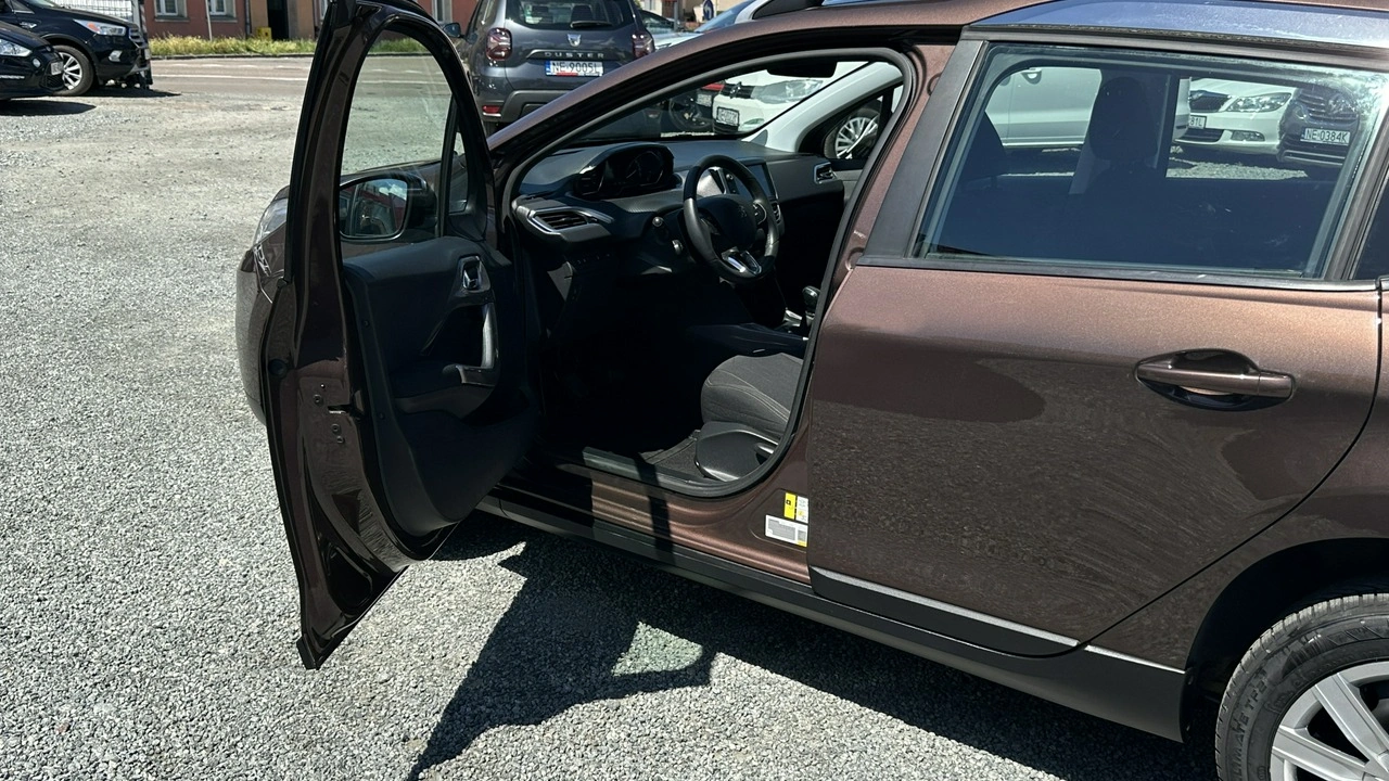 Peugeot 2008 - Zdjęcie 18