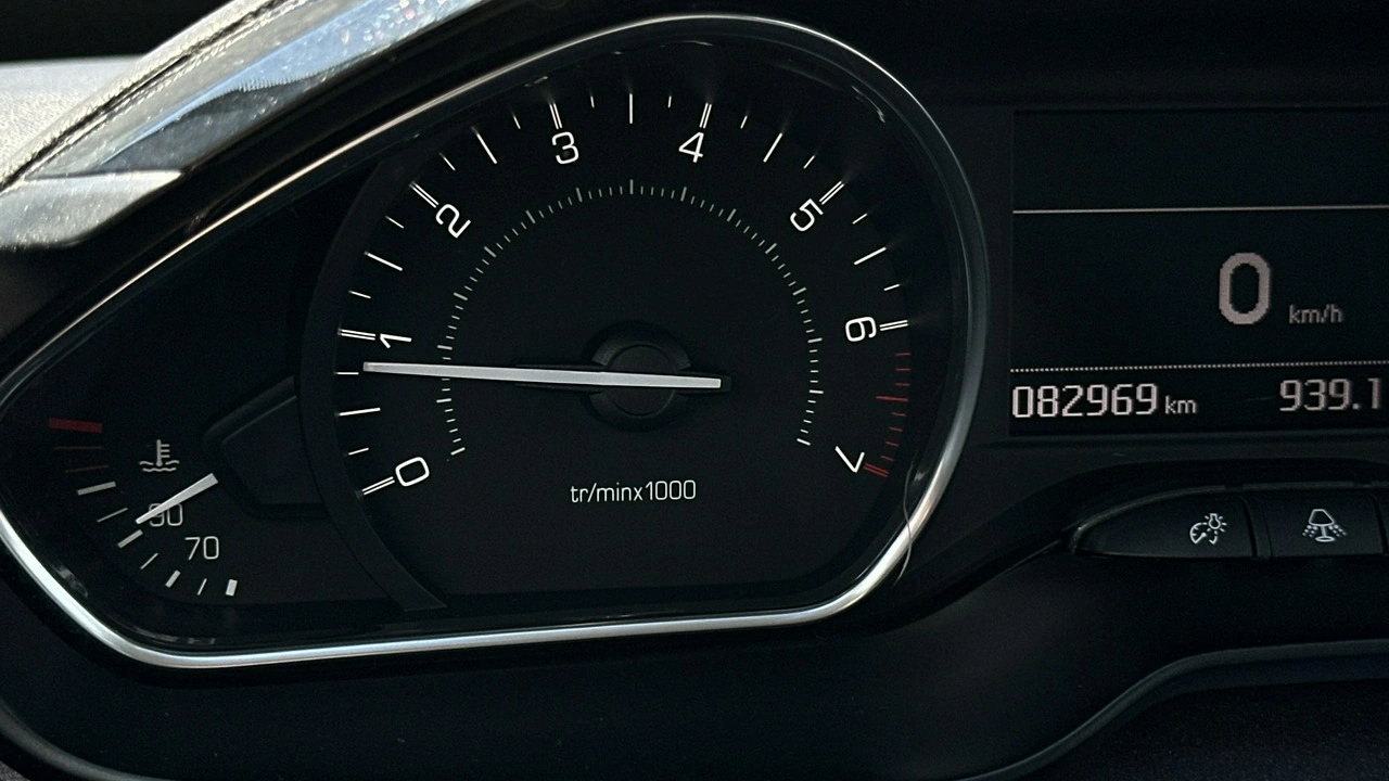 Peugeot 2008 - Zdjęcie 4