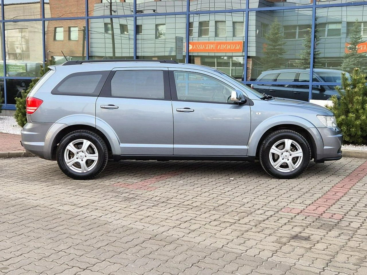 Dodge Journey - Zdjęcie 11