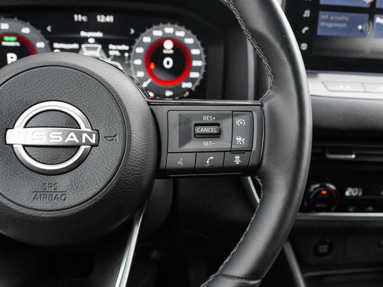 Nissan Qashqai - Zdjęcie 12