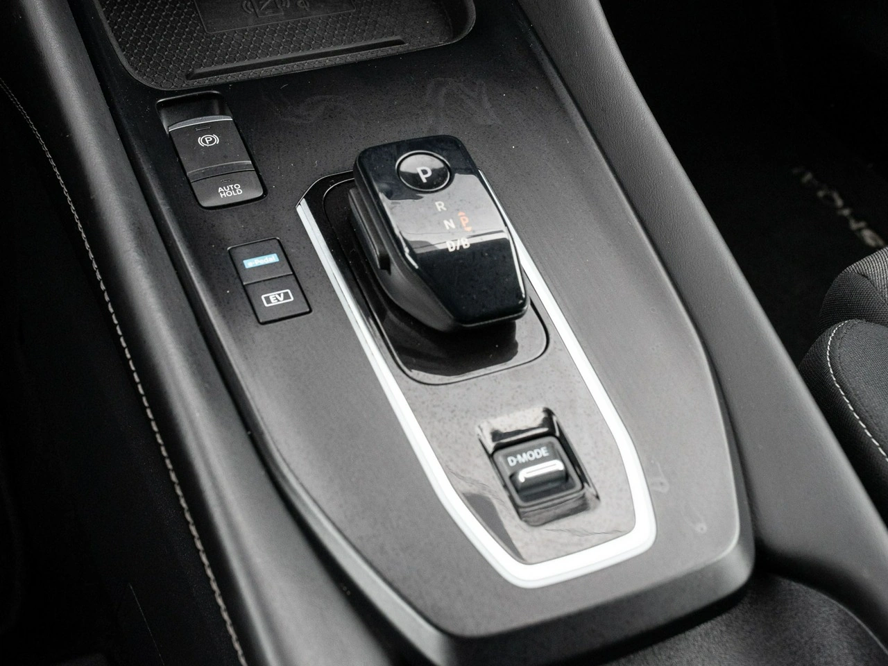 Nissan Qashqai - Zdjęcie 13