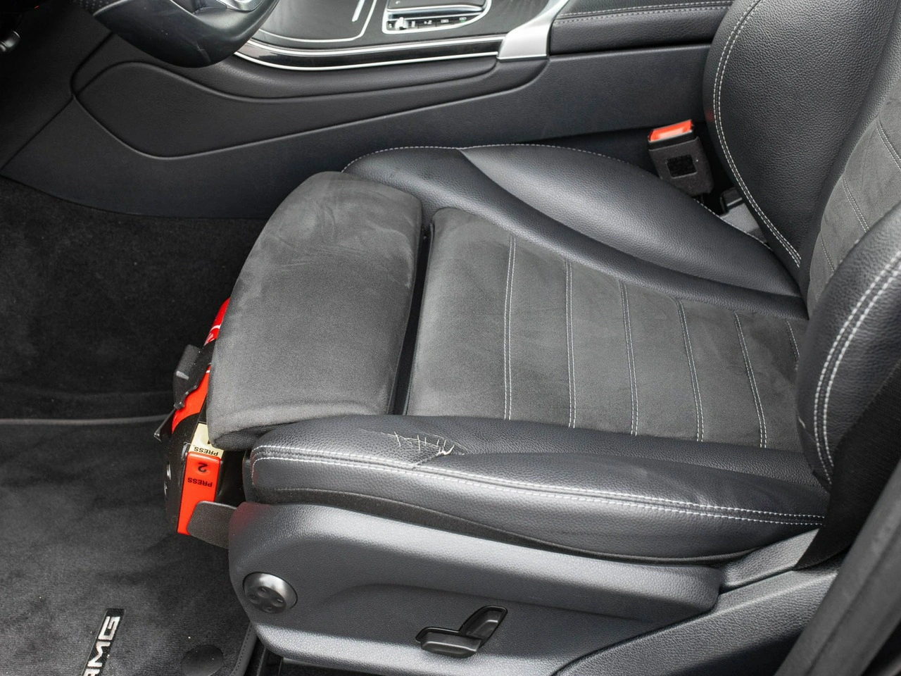 Mercedes GLC 200 - Zdjęcie 9