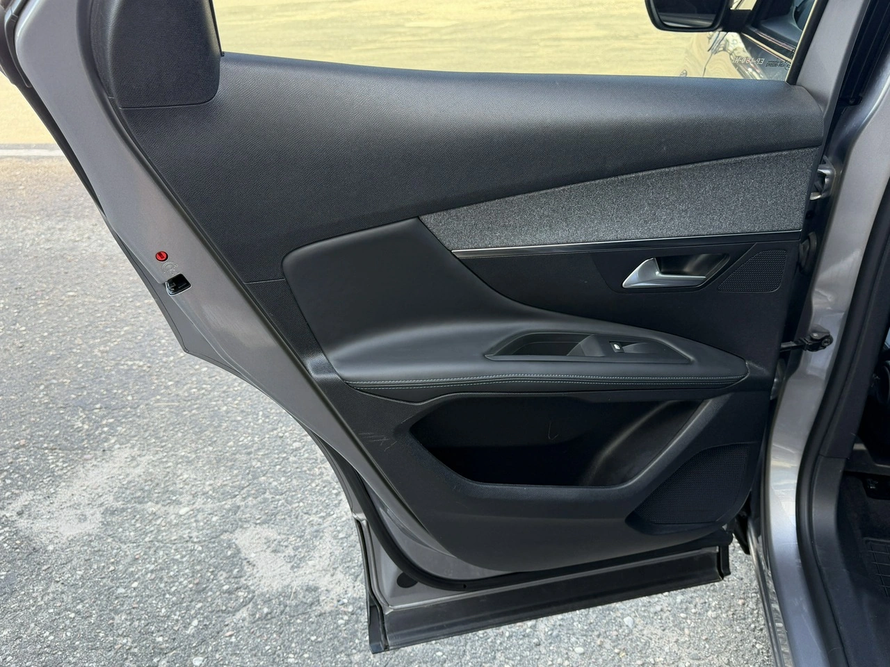 Peugeot 3008 - Zdjęcie 27