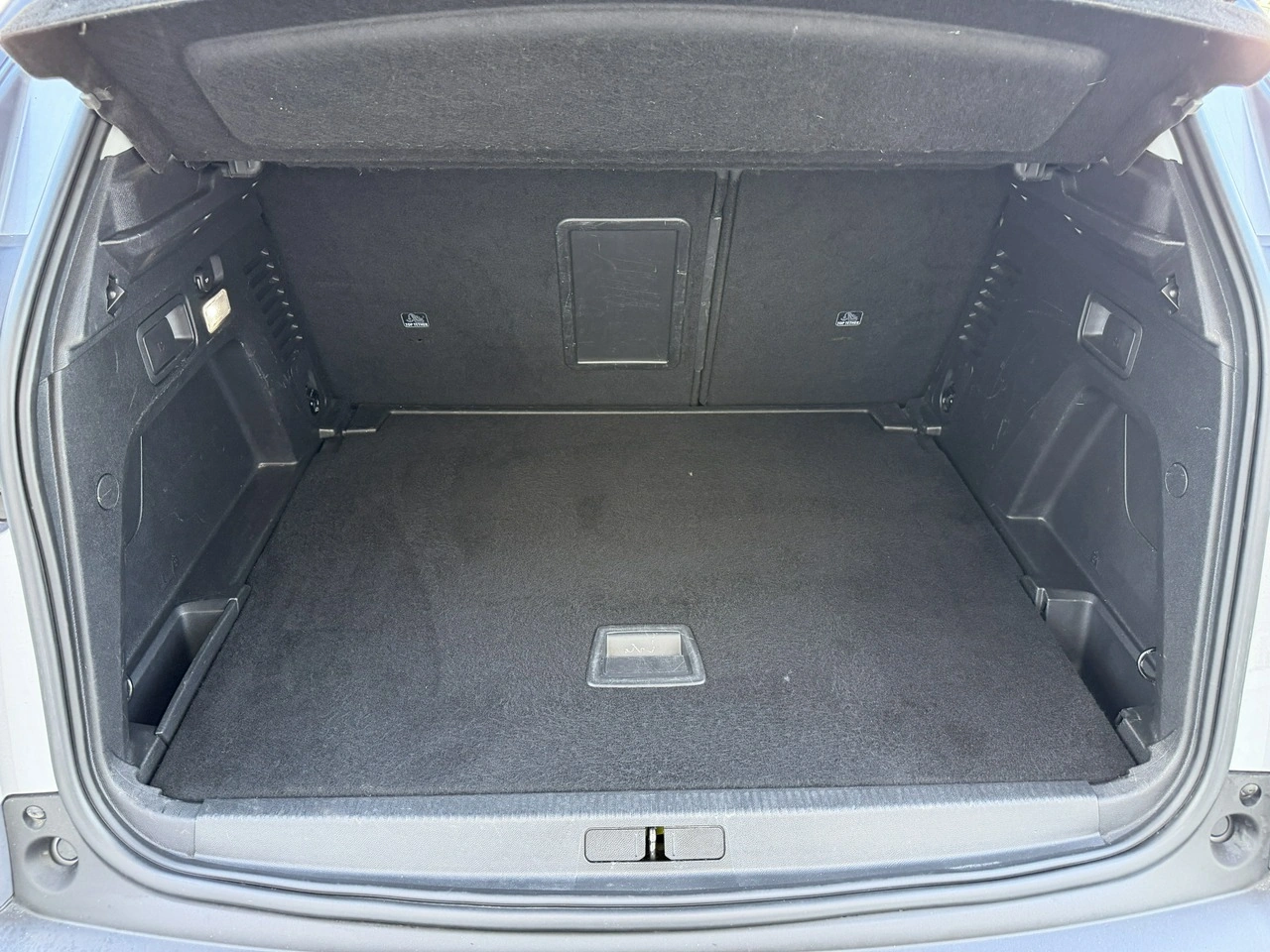 Peugeot 3008 - Zdjęcie 37