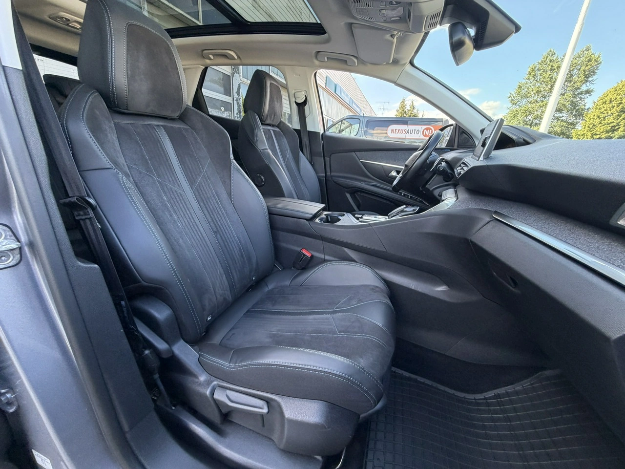 Peugeot 3008 - Zdjęcie 31