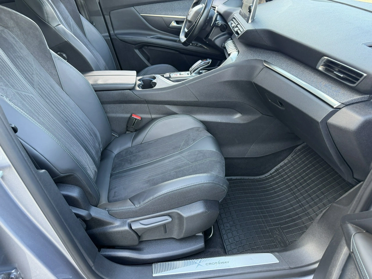 Peugeot 3008 - Zdjęcie 32