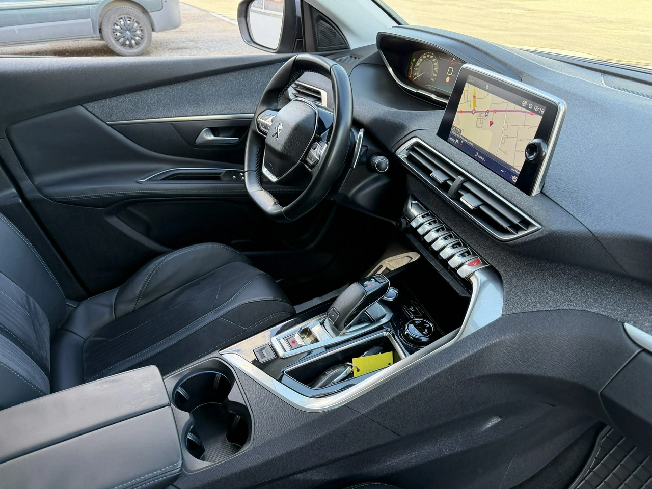 Peugeot 3008 - Zdjęcie 34