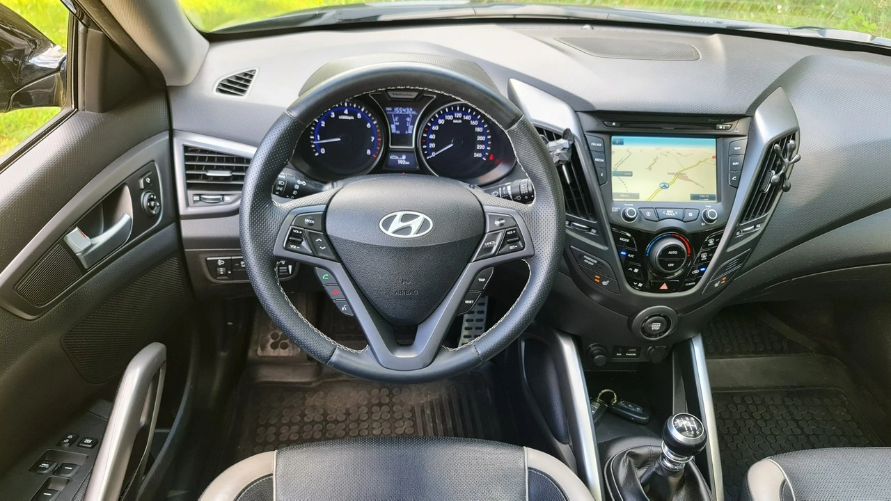 Hyundai Veloster - Zdjęcie 14