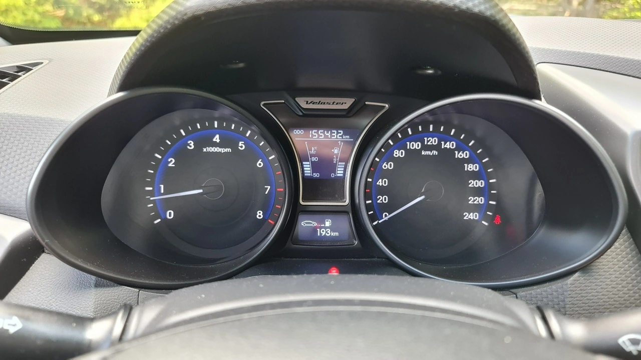 Hyundai Veloster - Zdjęcie 15