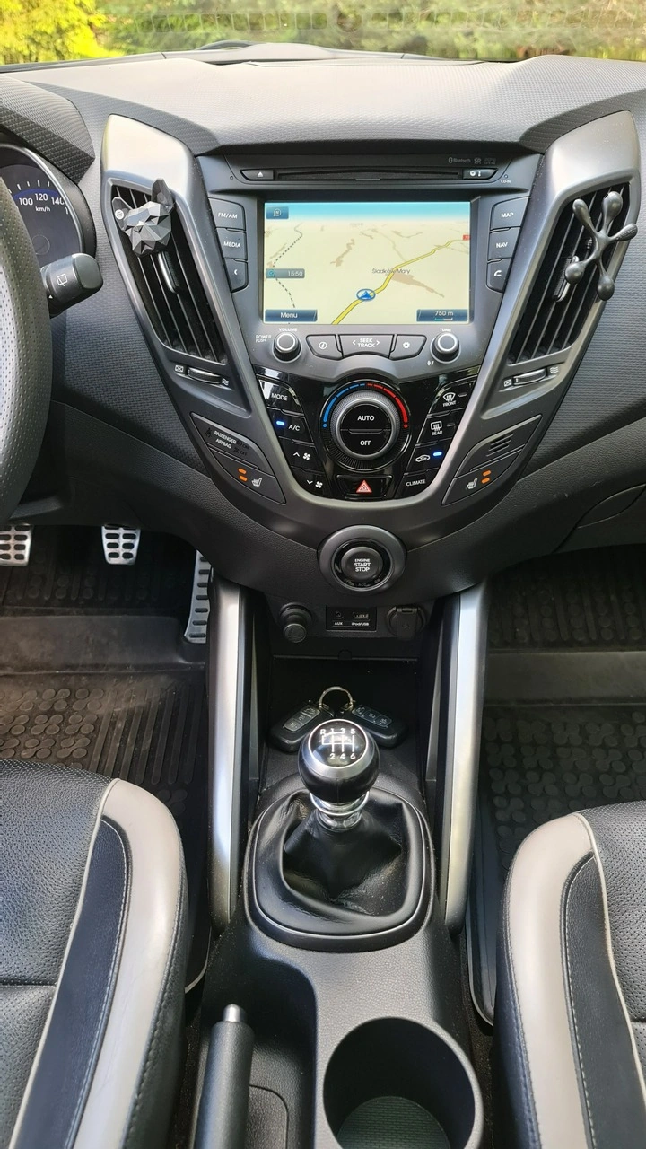 Hyundai Veloster - Zdjęcie 17