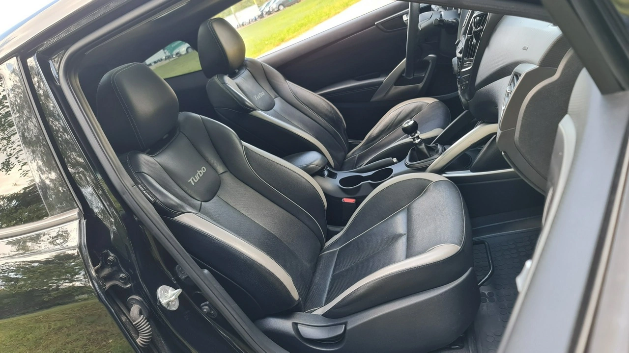 Hyundai Veloster - Zdjęcie 6