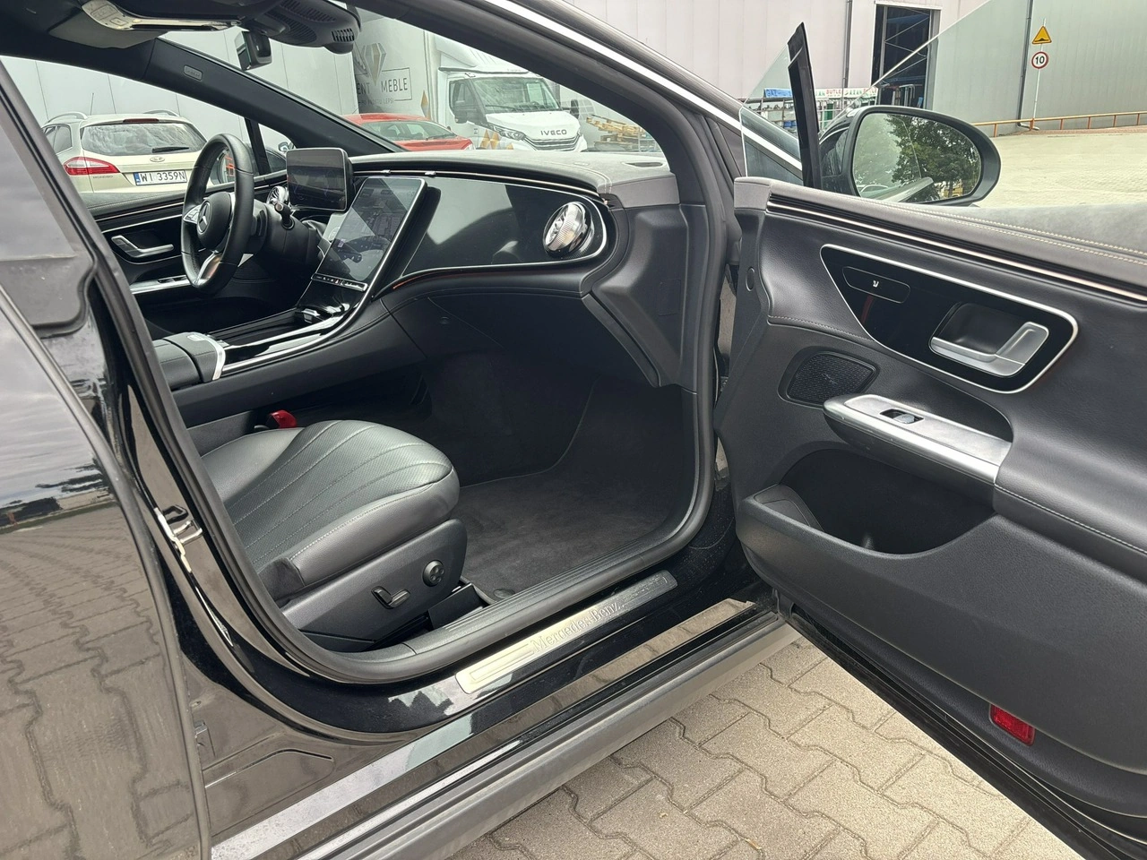 Mercedes EQE - Zdjęcie 15