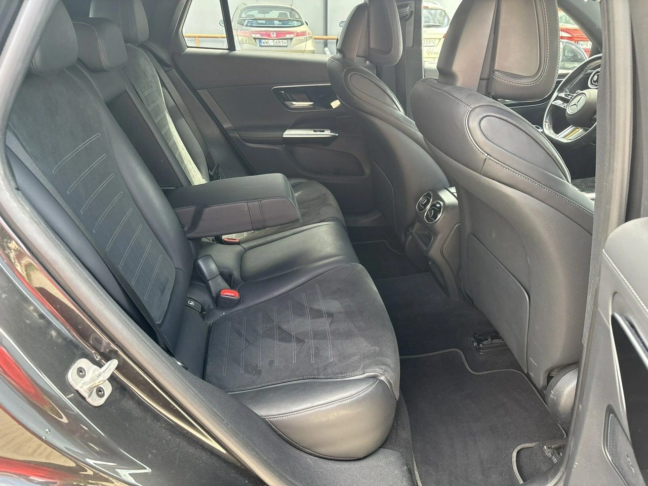 Mercedes GLC 220 - Zdjęcie 16