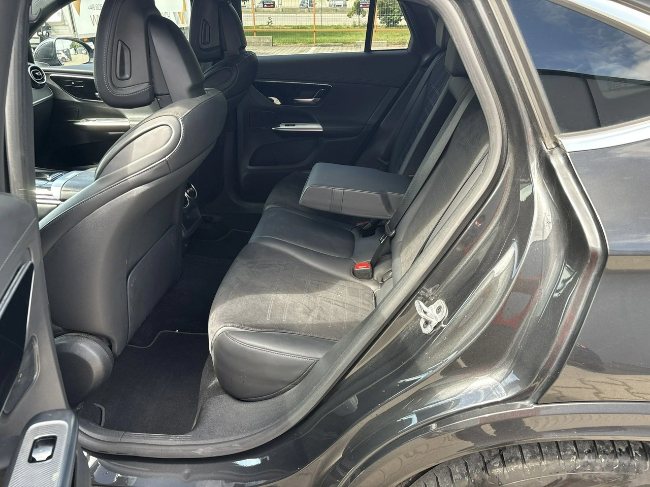 Mercedes GLC 220 - Zdjęcie 18