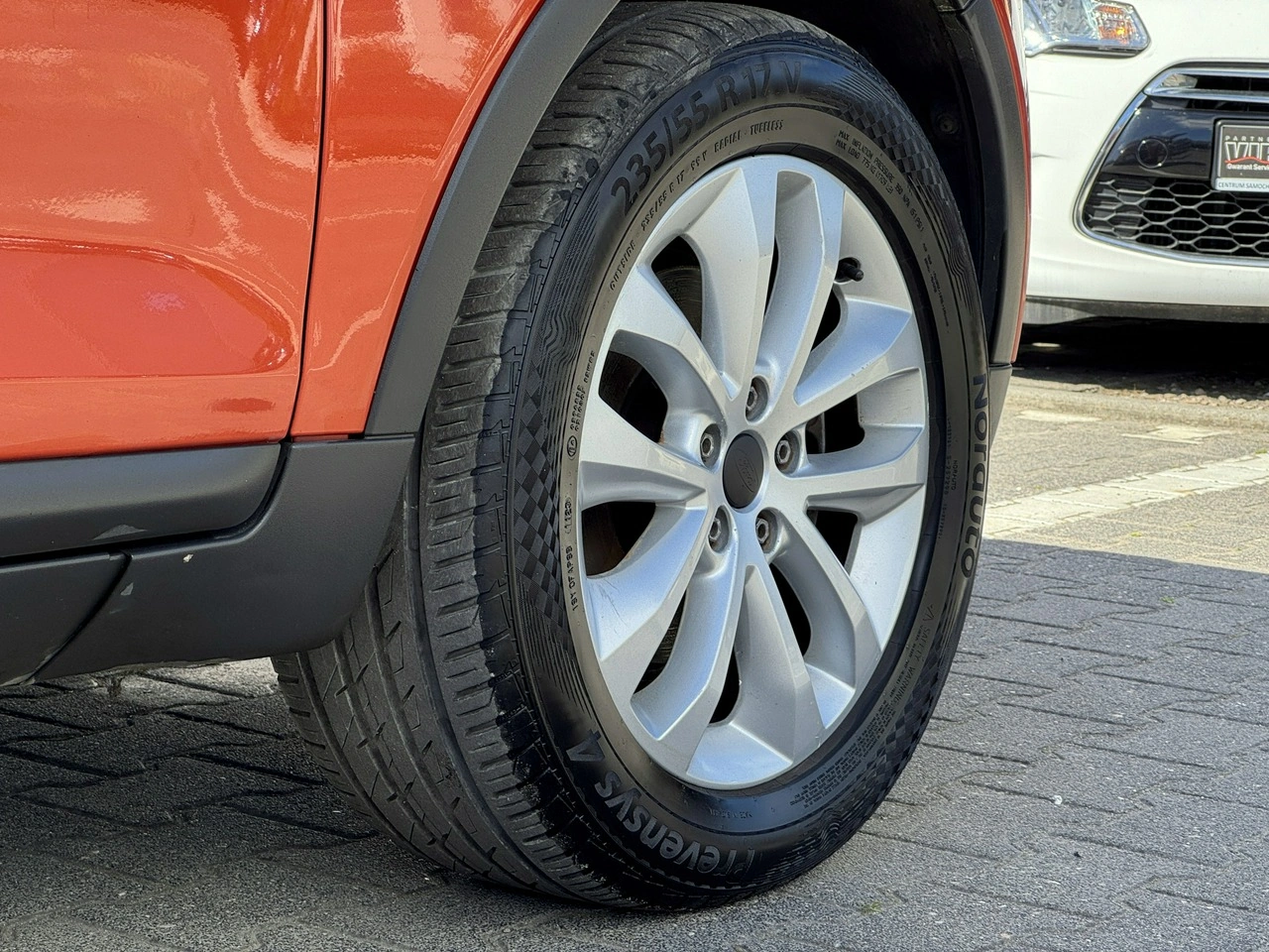 Ford Kuga - Zdjęcie 13