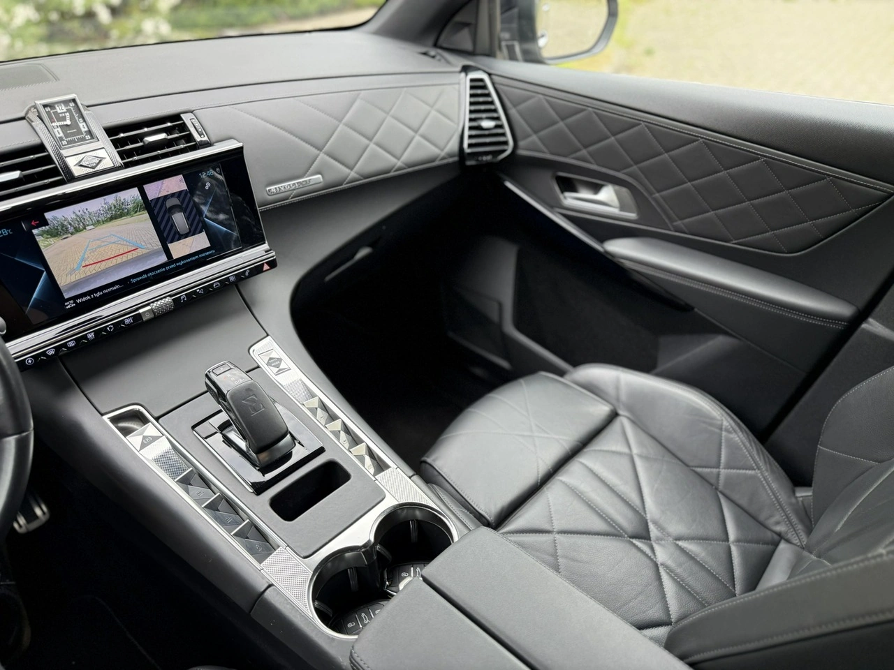 DS Automobiles DS 7 Crossback - Zdjęcie 17