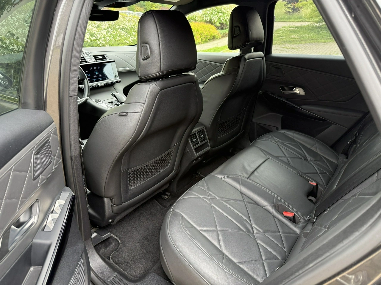 DS Automobiles DS 7 Crossback - Zdjęcie 20