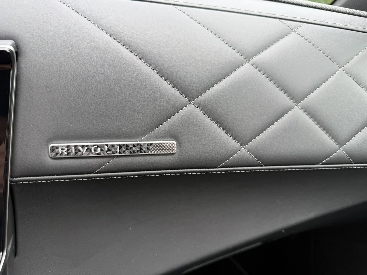 DS Automobiles DS 7 Crossback - Zdjęcie 33