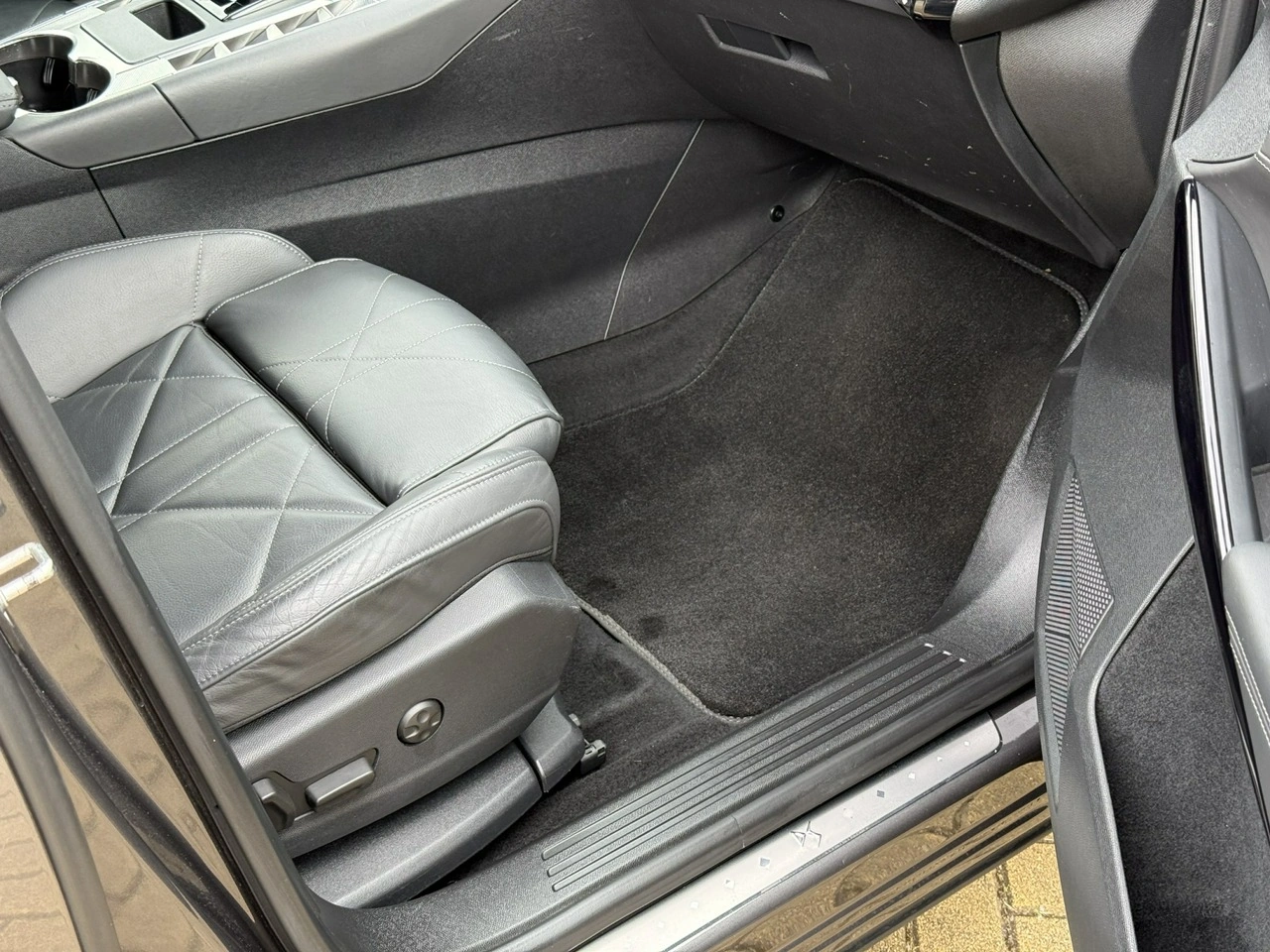 DS Automobiles DS 7 Crossback - Zdjęcie 7