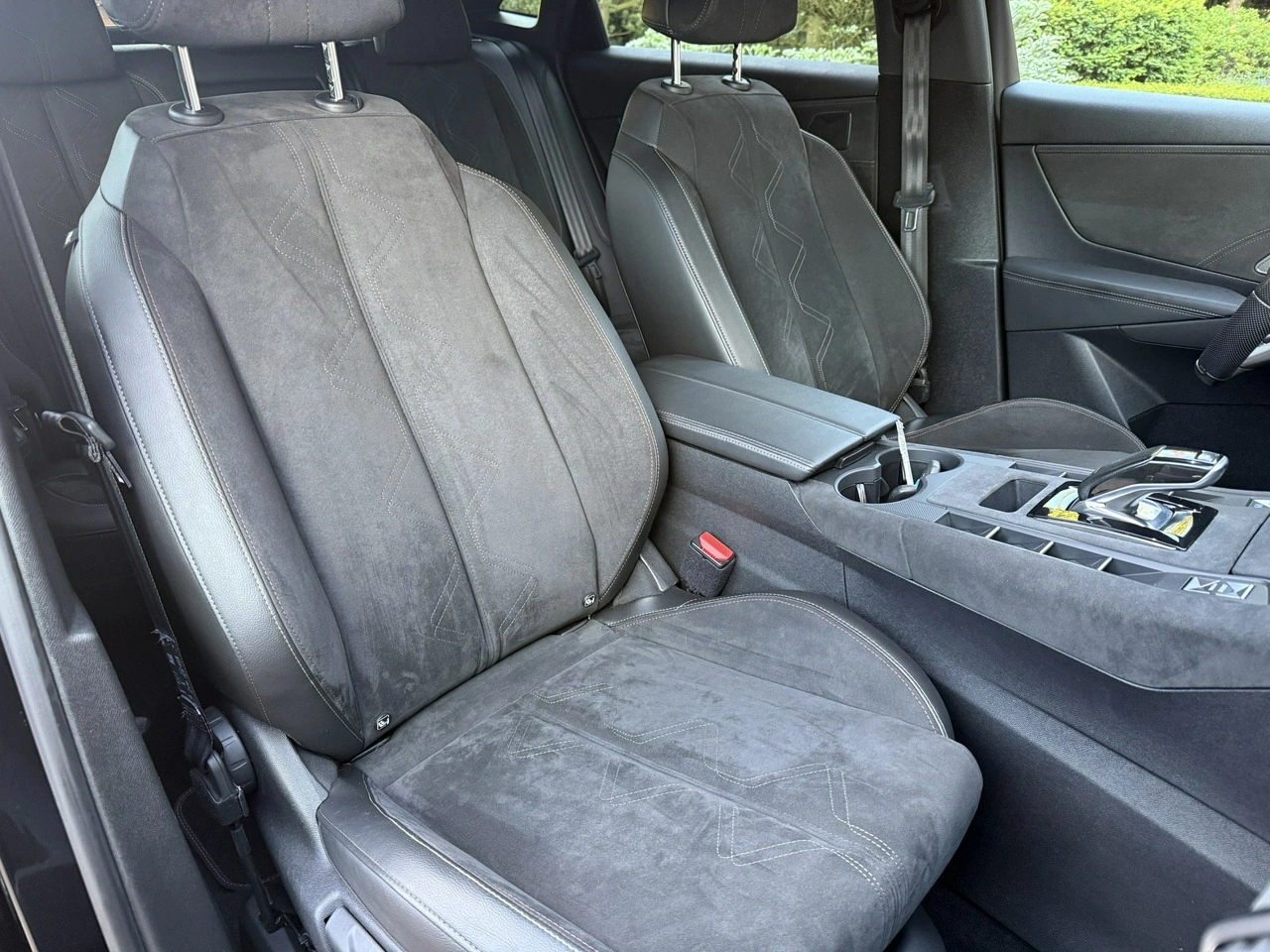 DS Automobiles DS 7 Crossback - Zdjęcie 9