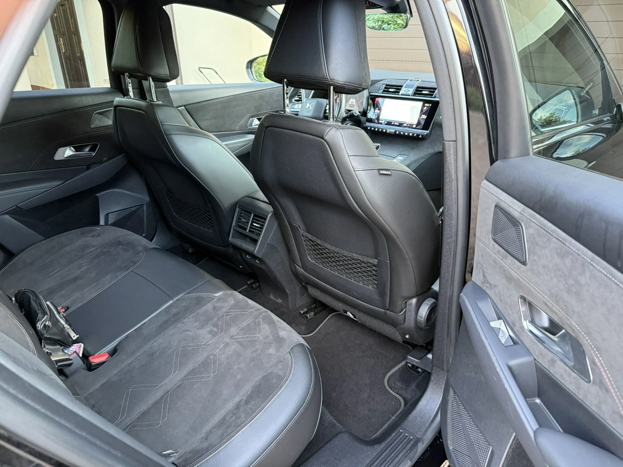 DS Automobiles DS 7 Crossback - Zdjęcie 10
