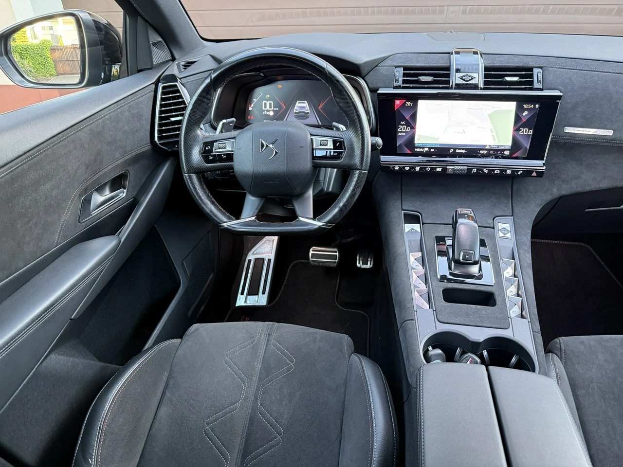 DS Automobiles DS 7 Crossback - Zdjęcie 17