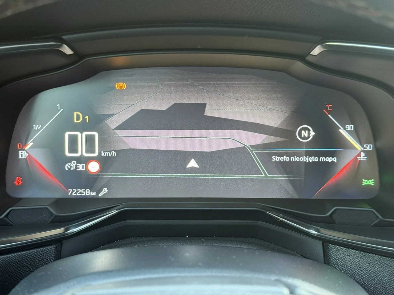 DS Automobiles DS 7 Crossback - Zdjęcie 21