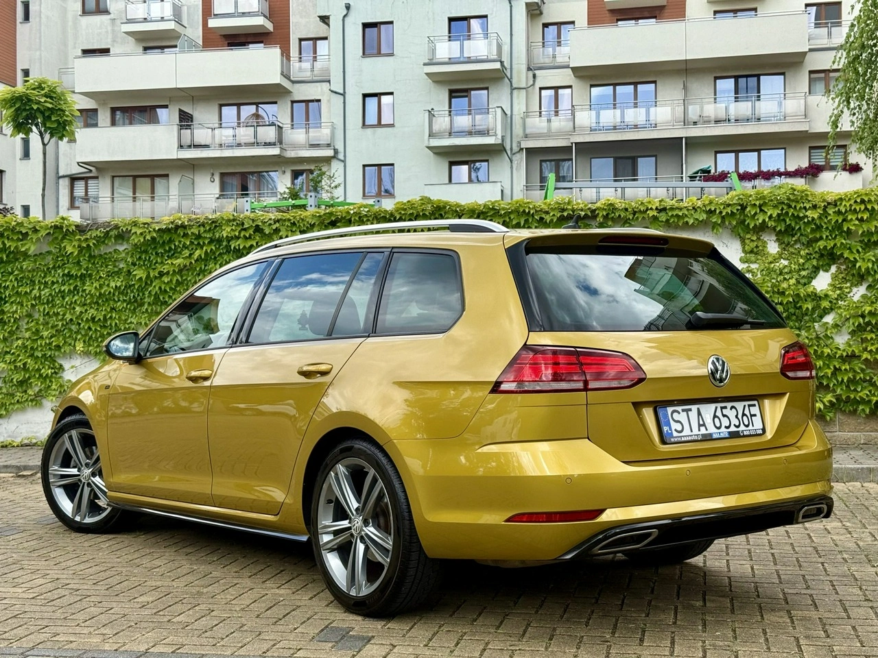 Volkswagen Golf Variant - Zdjęcie 1
