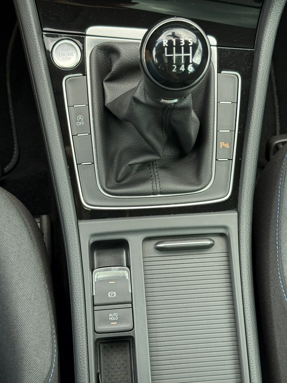 Volkswagen Golf Variant - Zdjęcie 29