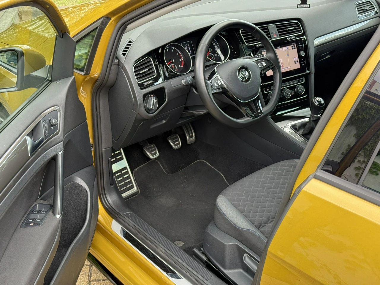 Volkswagen Golf Variant - Zdjęcie 4