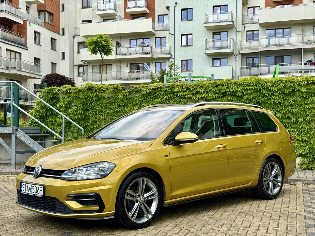 Volkswagen Golf Variant - Główne zdjęcie