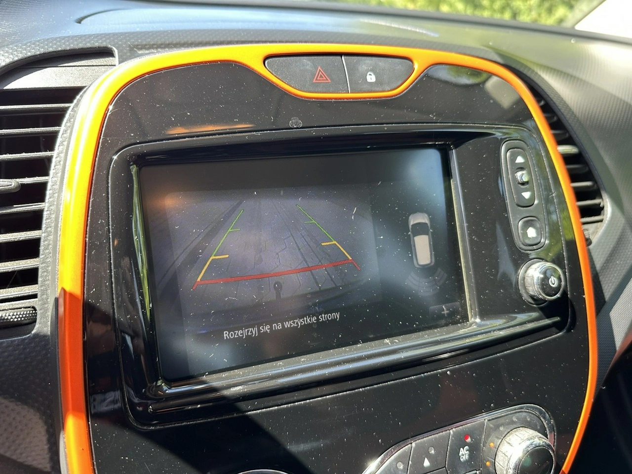 Renault Captur - Zdjęcie 9