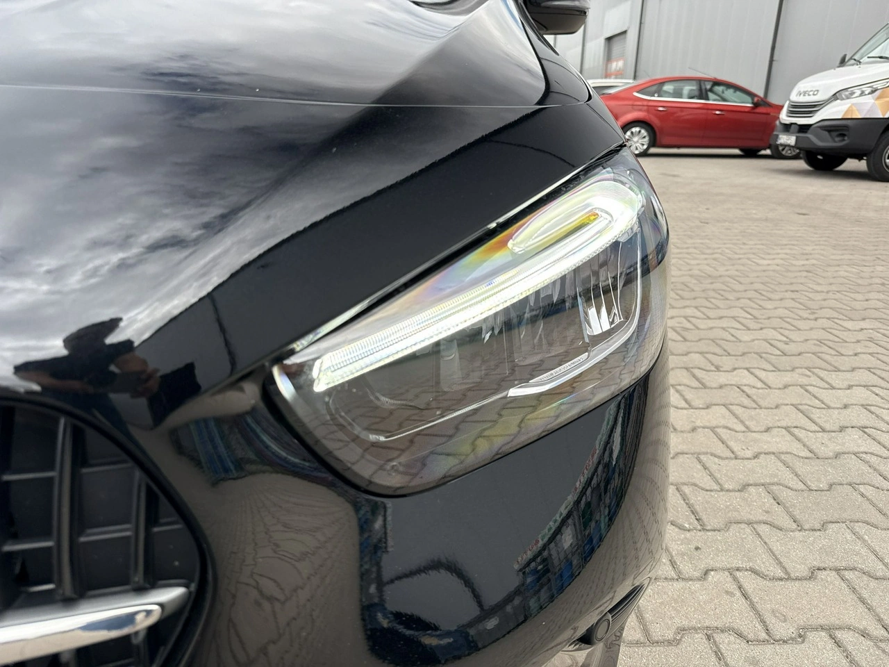 Mercedes B 220 - Zdjęcie 8