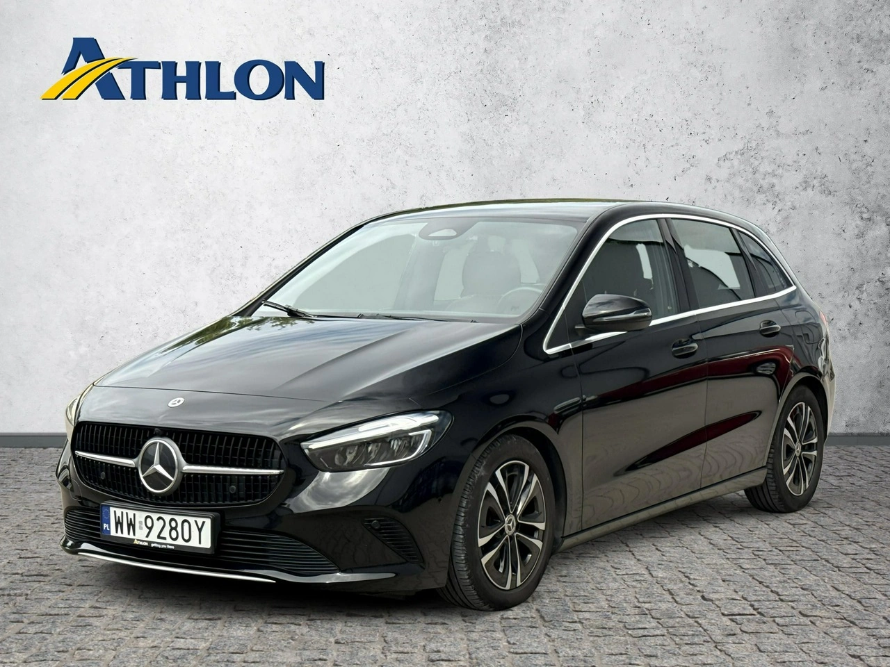 Mercedes B 220 - Główne zdjęcie
