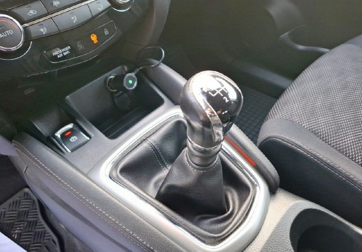 Nissan Qashqai - Zdjęcie 14