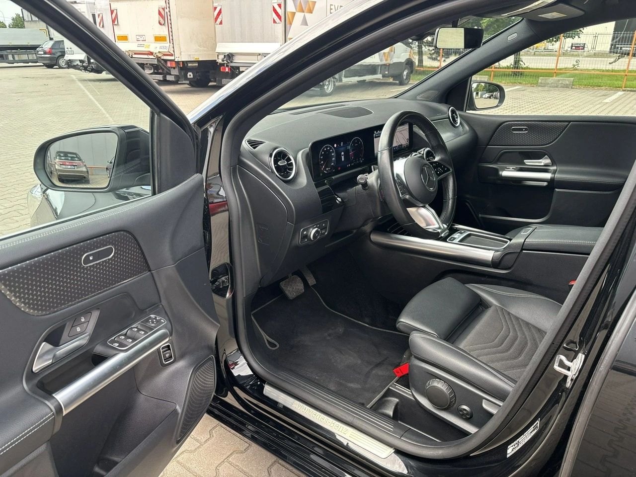 Mercedes B 220 - Zdjęcie 10
