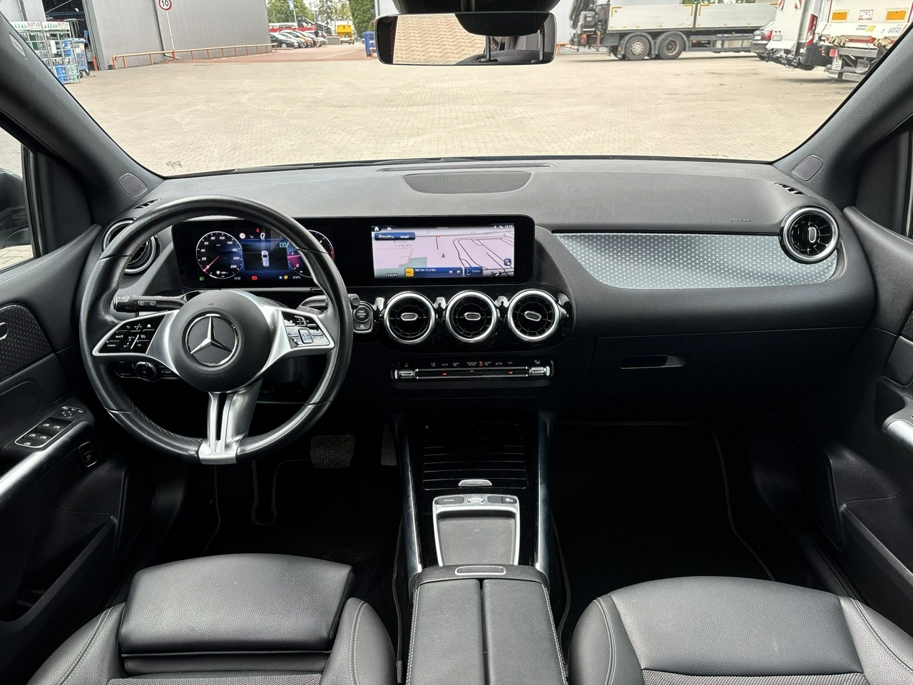 Mercedes B 220 - Zdjęcie 12