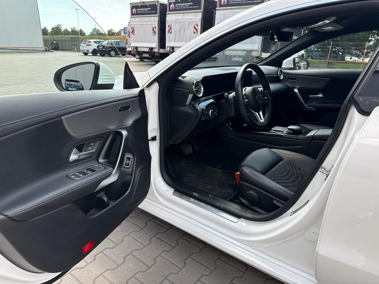 Mercedes CLA 200 - Zdjęcie 9