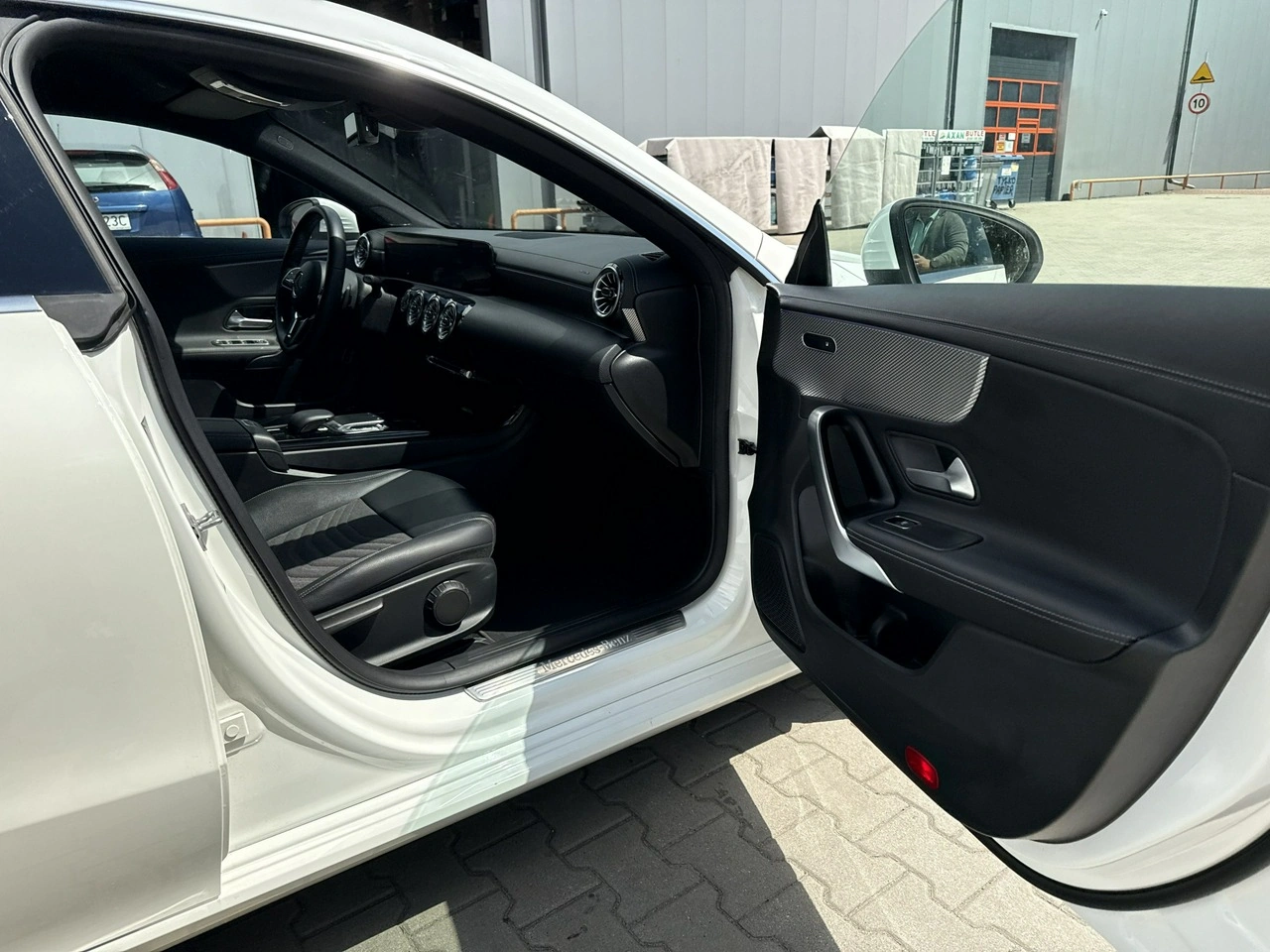 Mercedes CLA 200 - Zdjęcie 17