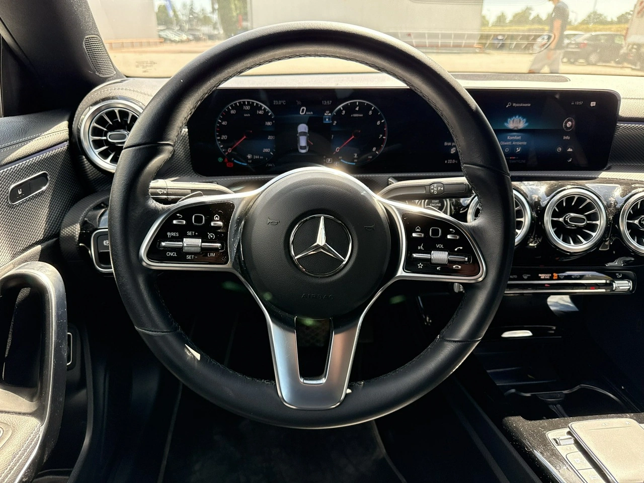 Mercedes CLA 200 - Zdjęcie 23