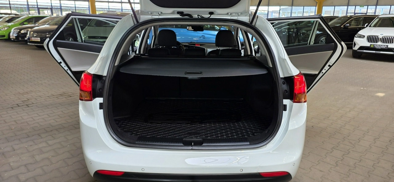 Kia Ceed - Zdjęcie 13