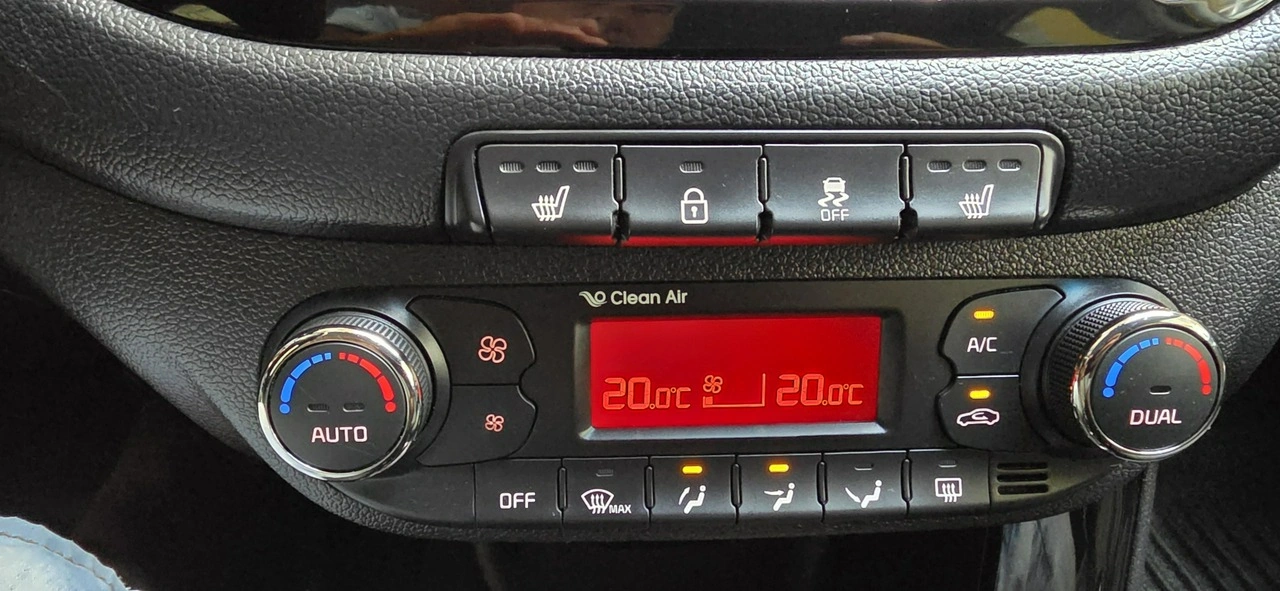 Kia Ceed - Zdjęcie 22
