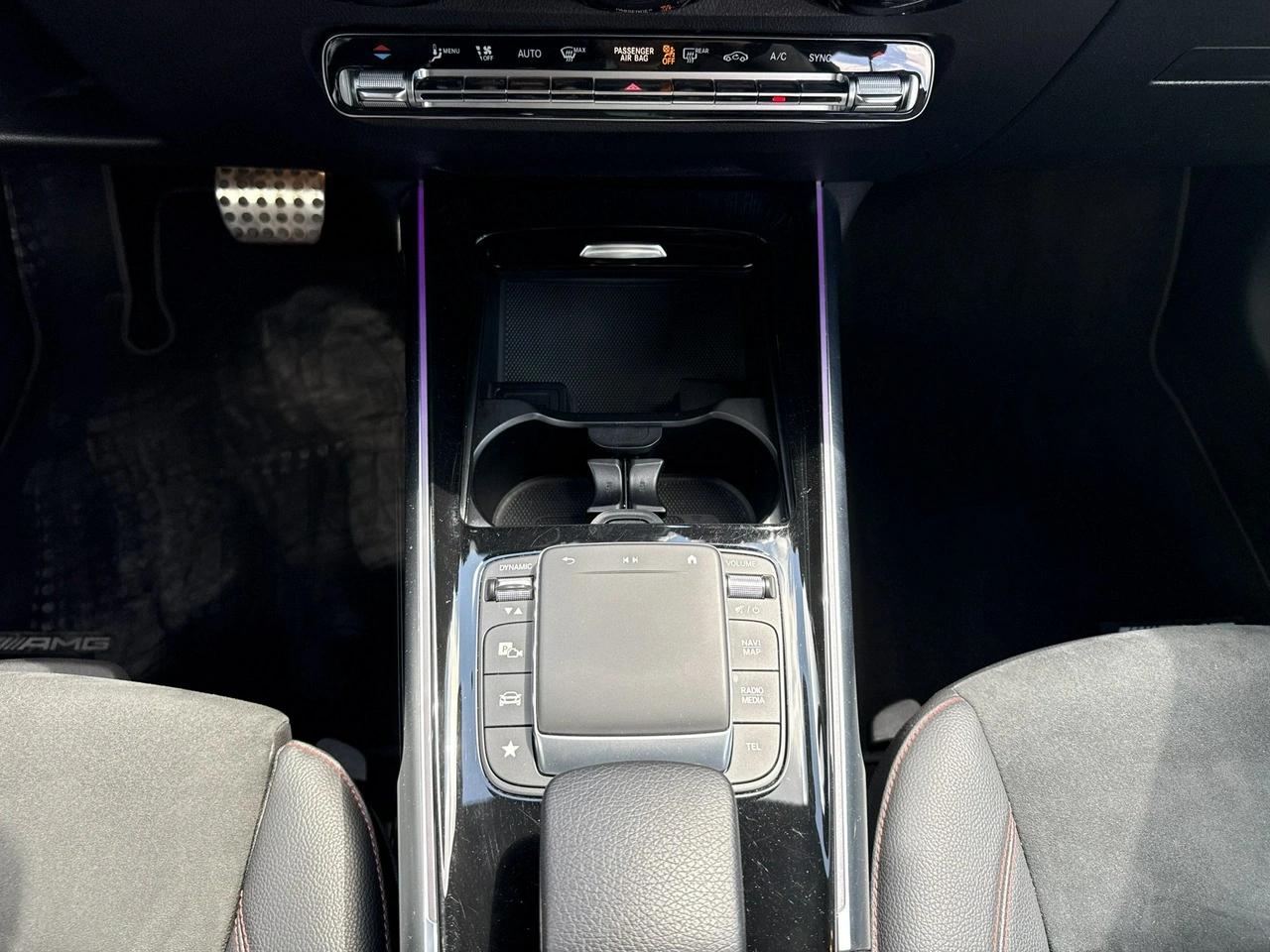 Mercedes GLB - Zdjęcie 24