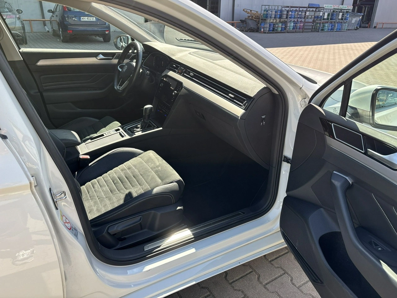 Volkswagen Passat - Zdjęcie 15