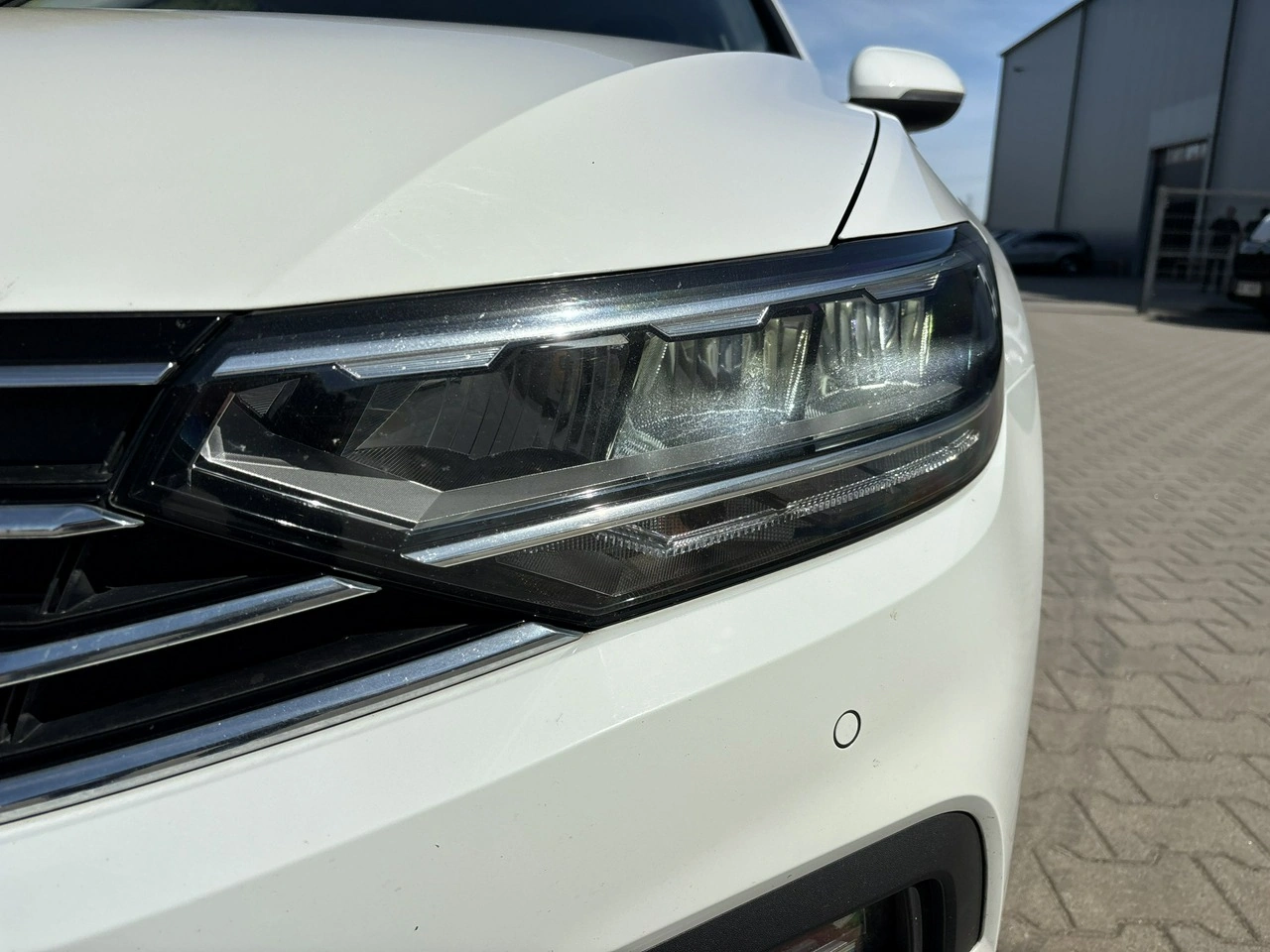 Volkswagen Passat - Zdjęcie 8