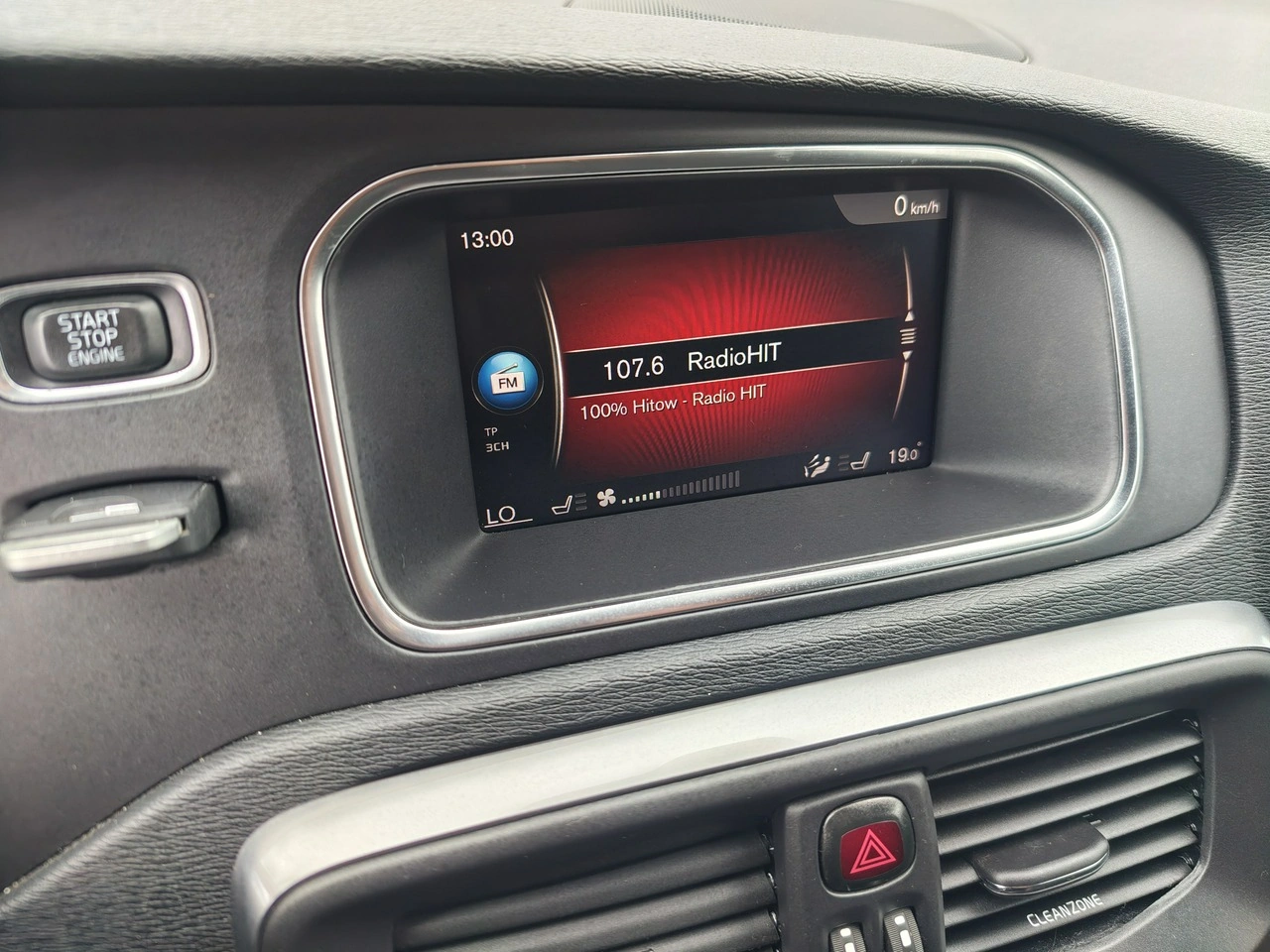 Volvo V40 - Zdjęcie 19