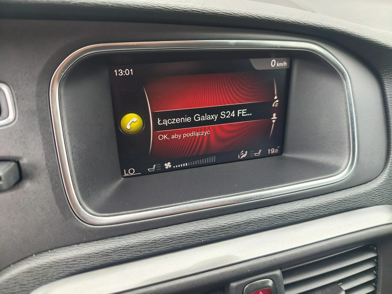 Volvo V40 - Zdjęcie 21