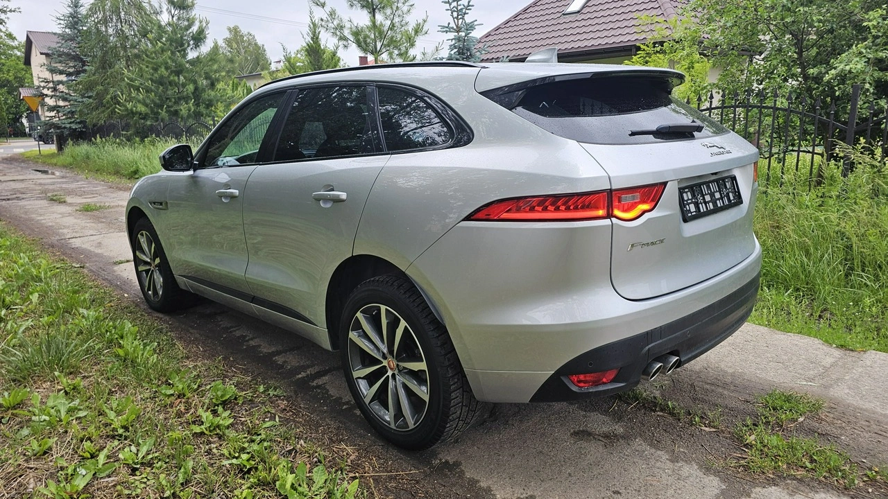 Jaguar F-Pace - Zdjęcie 10
