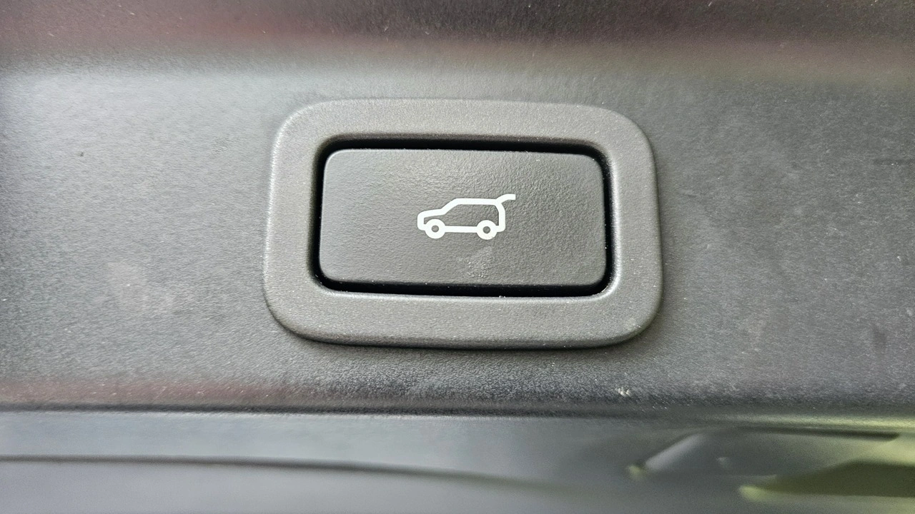 Jaguar F-Pace - Zdjęcie 24