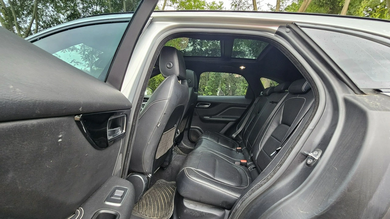 Jaguar F-Pace - Zdjęcie 27